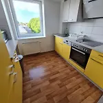 Apartment 6 Bedroom Private & Lounge *