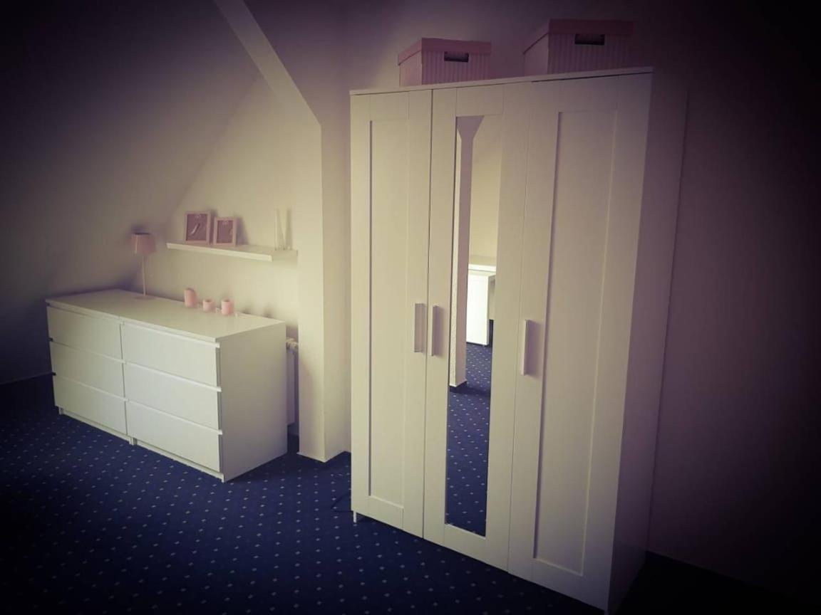 6 Bedroom Private Apartment&lounge *