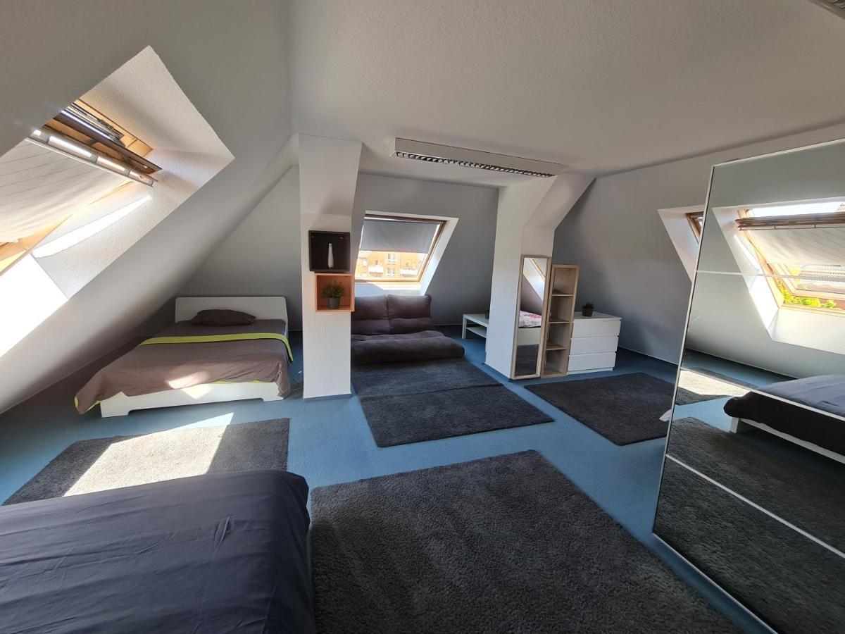 6 Bedroom Private Apartment&lounge *